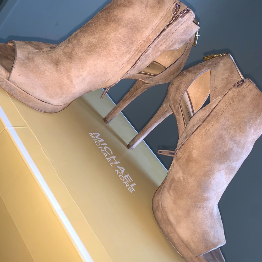 Suede Heels Michael Kors